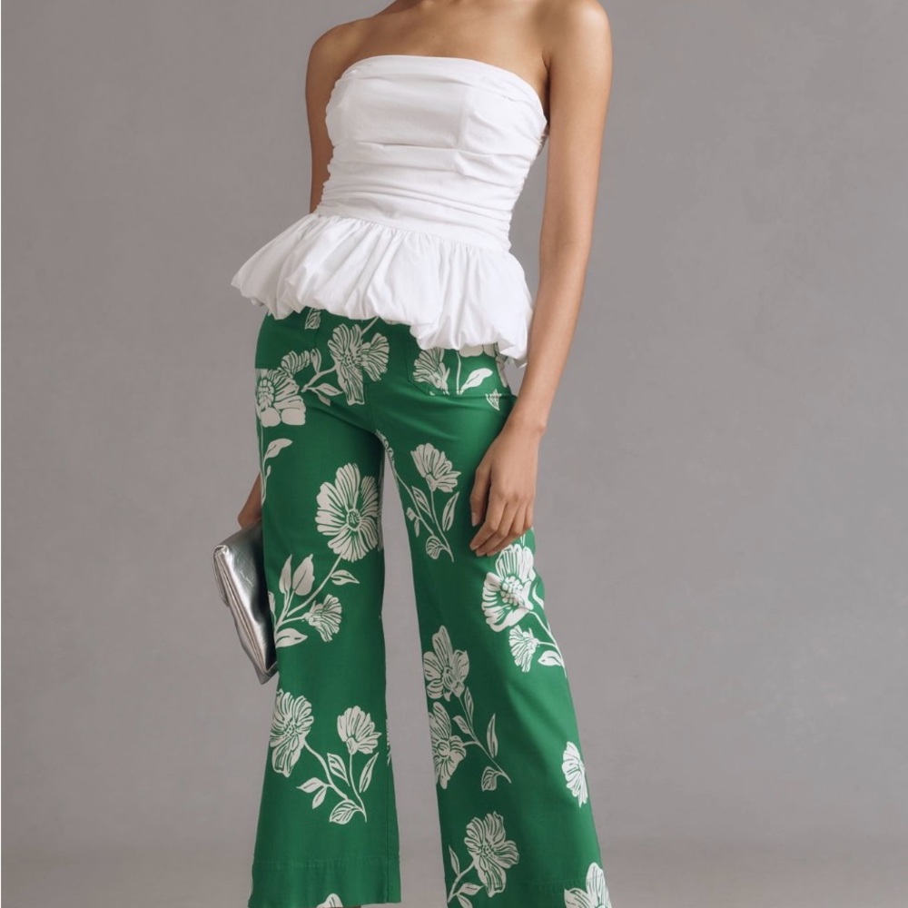 Anthropologie Maeve Green Floral Cropped Pants